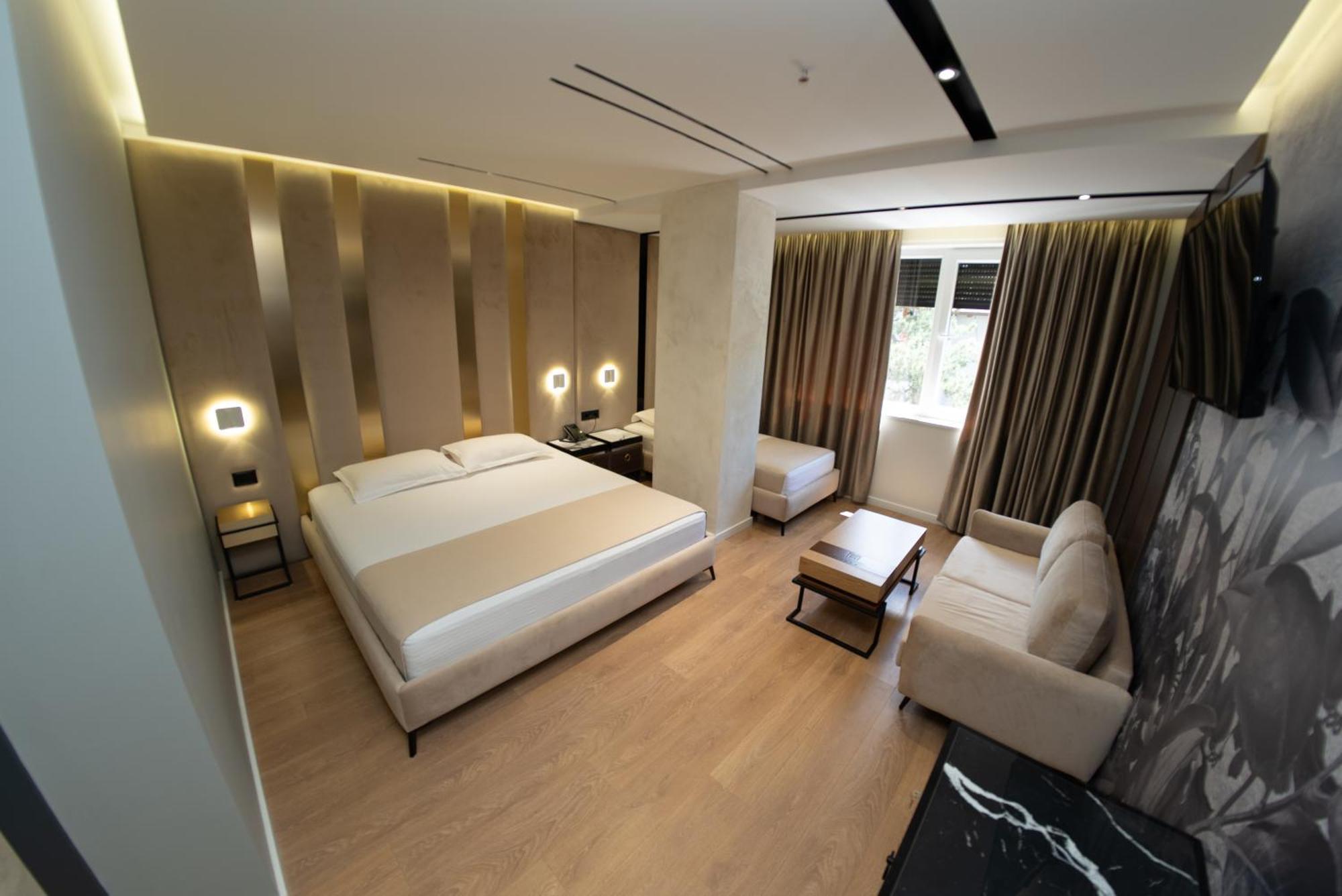 Hotel Monopoly Peshkopi 외부 사진
